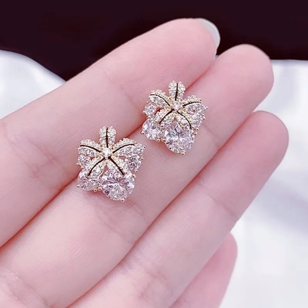 Women jewelry